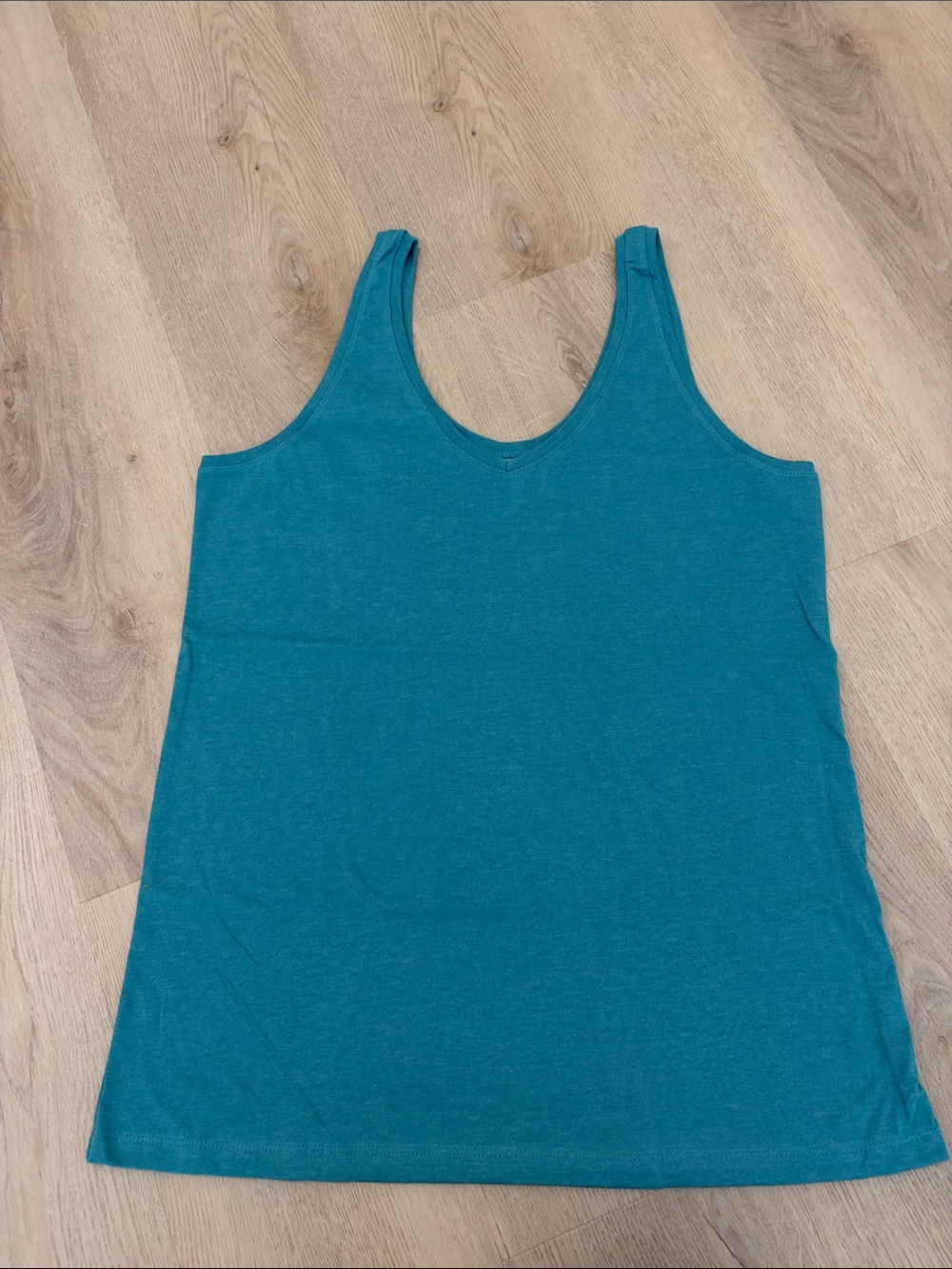 District Perfect Blend Women’s Teal Scoop Neck Tank Top